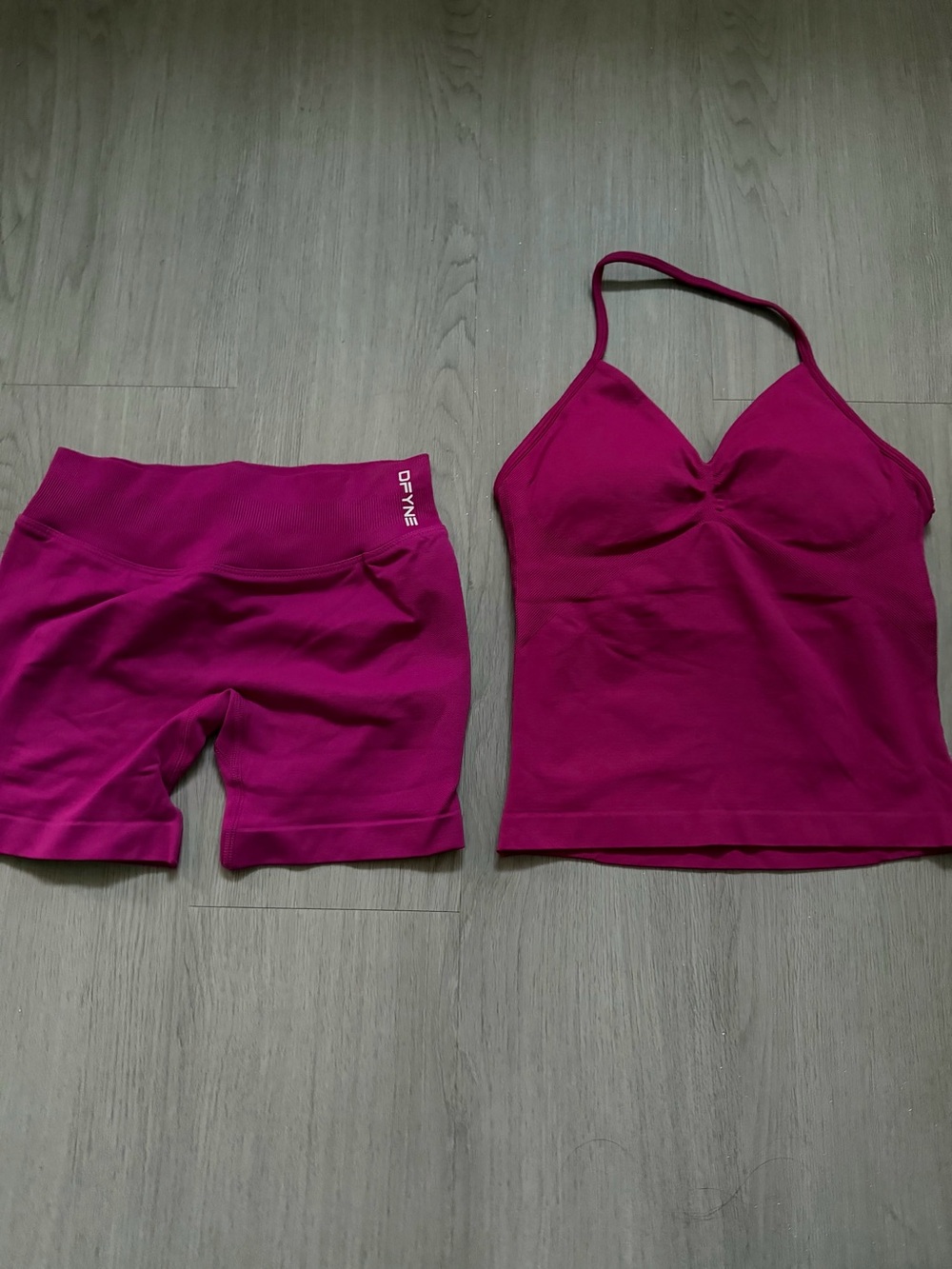 Winterberry impact strappy longline top and impact shorts set